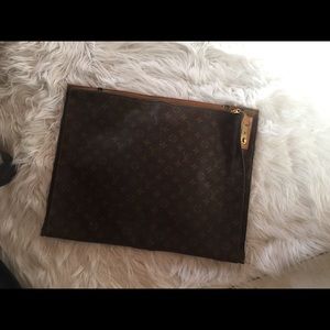 Louis Vuitton zippered pouch vintage